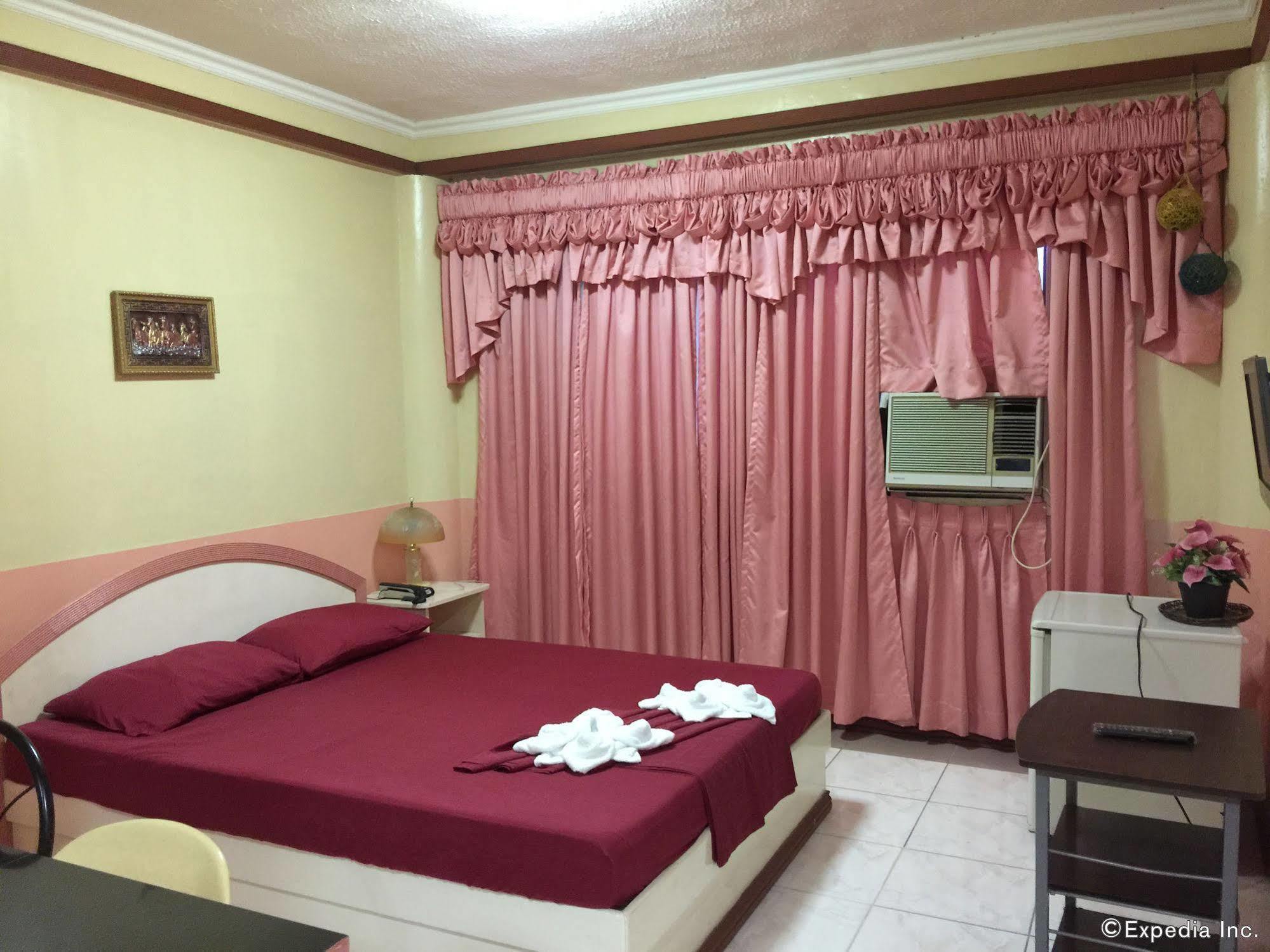 Buen Bella Pension House Tagbilaran-stad Buitenkant foto