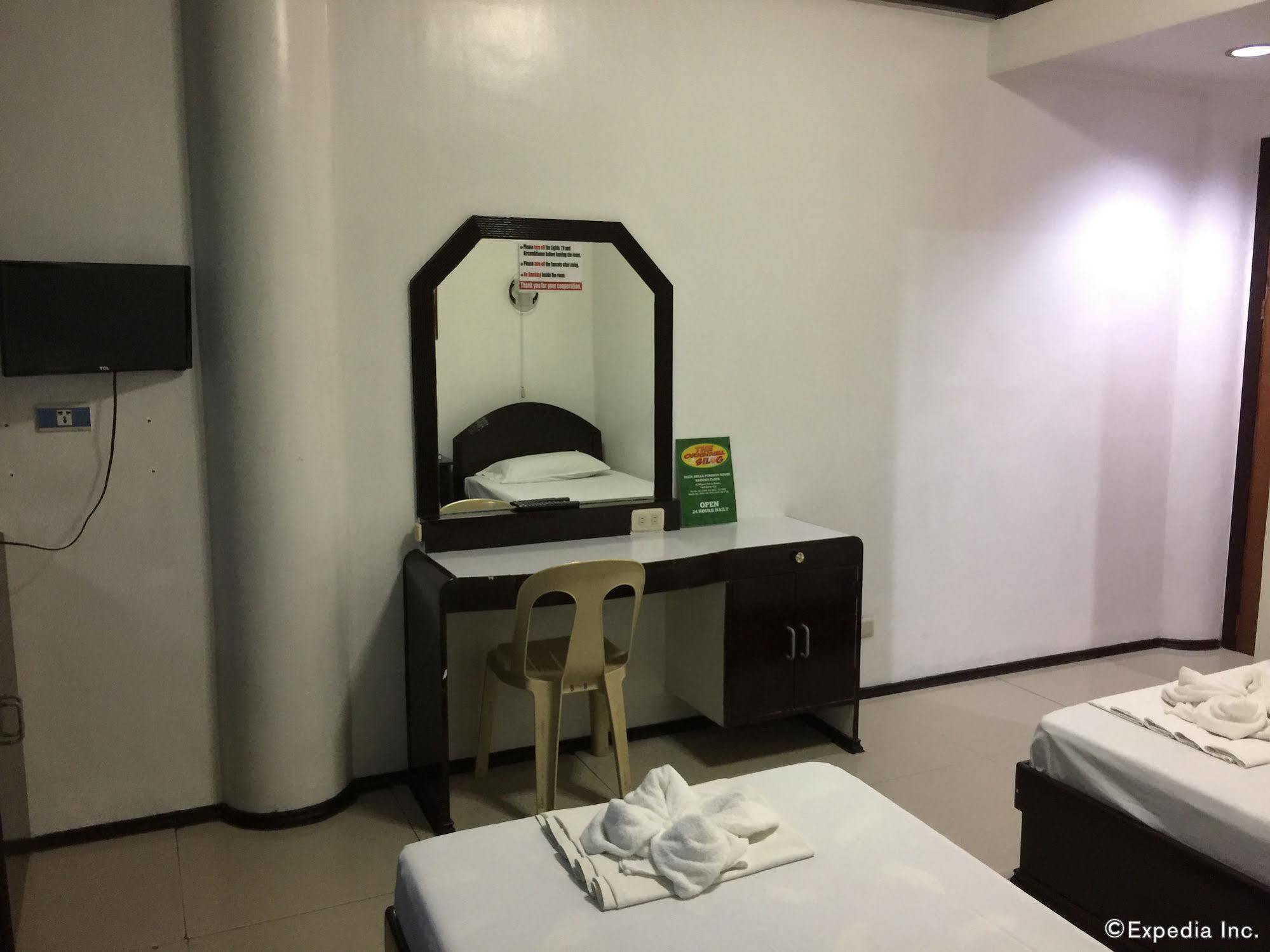 Buen Bella Pension House Tagbilaran-stad Buitenkant foto