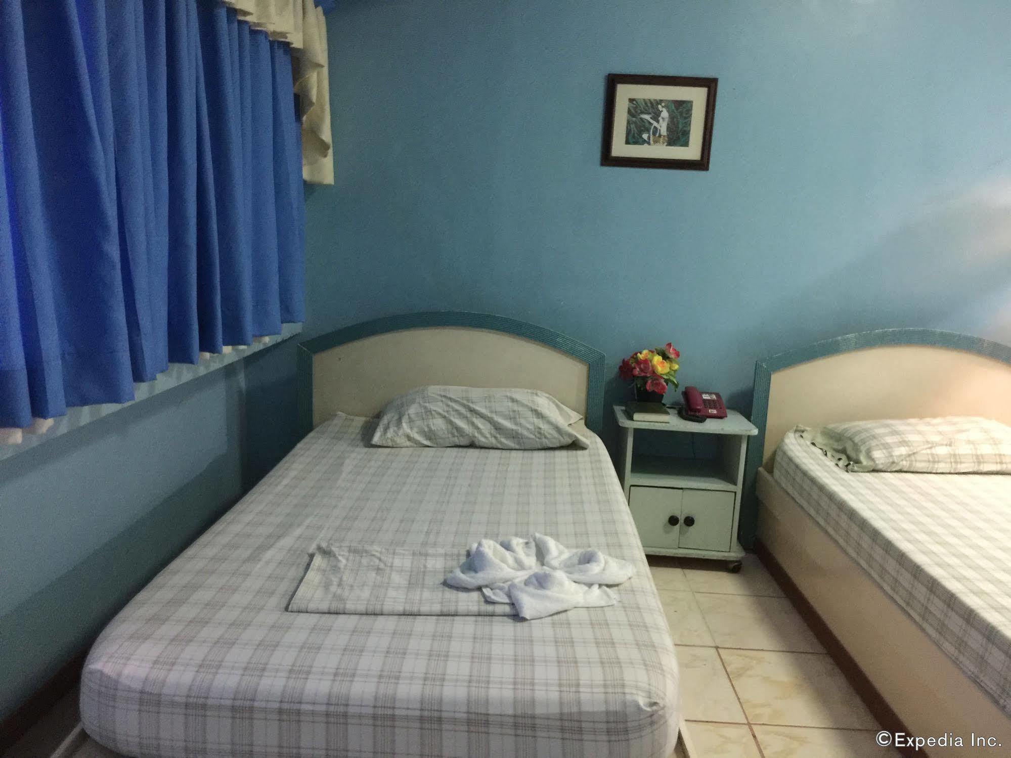 Buen Bella Pension House Tagbilaran-stad Buitenkant foto